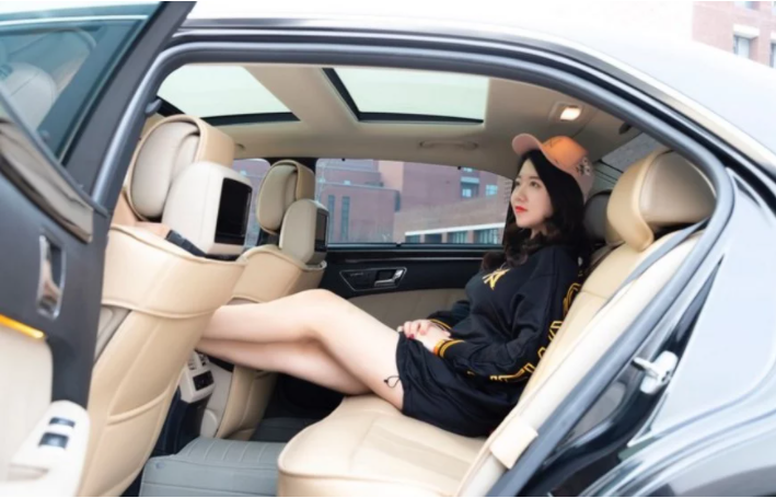 奔驰E300L