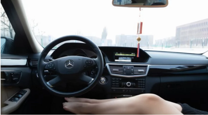 奔驰E300L