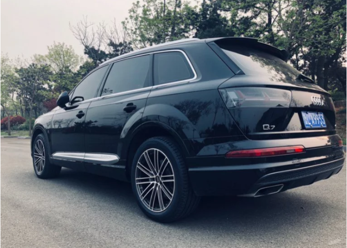 奥迪Q7