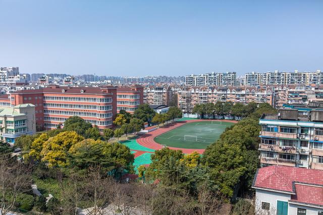 多地要求师生开学前14天居家