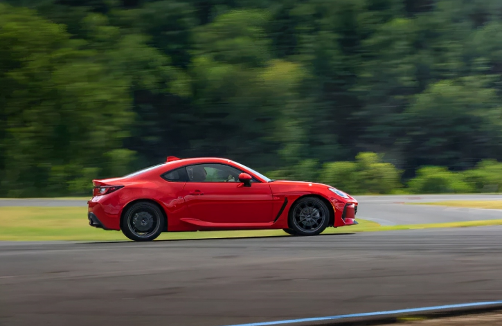 斯巴鲁BRZ